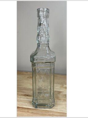 Vintage-Style Clear Glass Bottle / Decanter – Embossed, 700ml (23.7 oz)